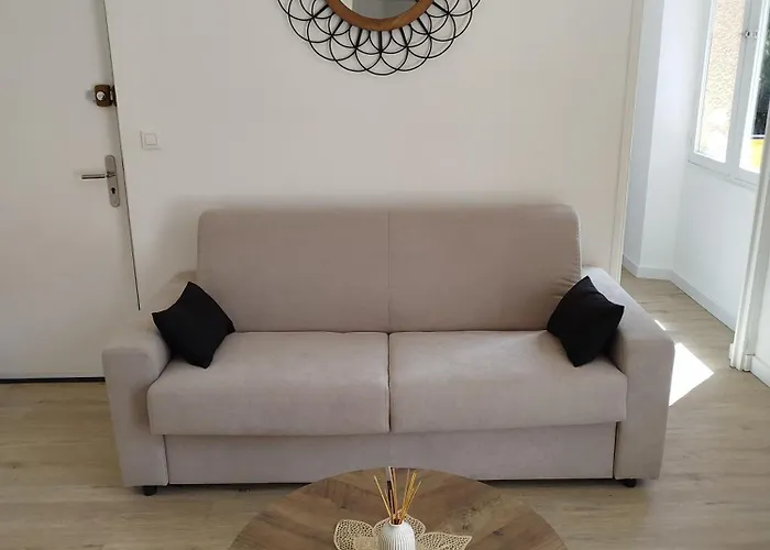 Mezzanine * Cannes